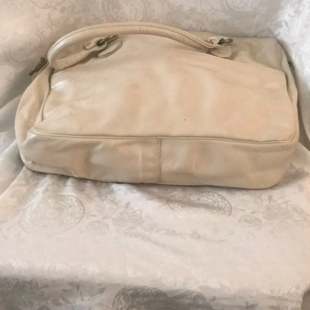 Classic Beige Leather Handbag - Versatile Women's Handbag